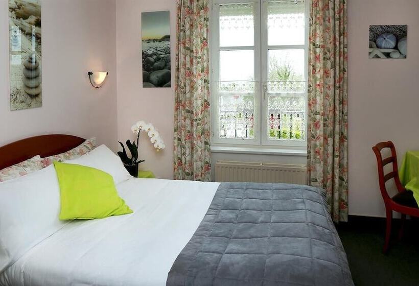 غرفة قياسية, Logis Le Prieuré