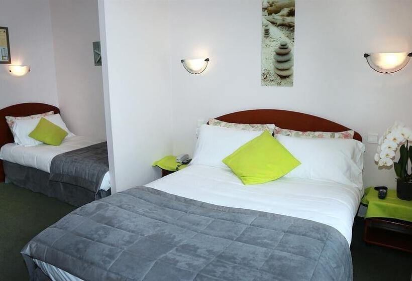 غرفة قياسية, Logis Le Prieuré