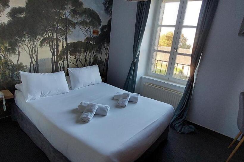 غرفة قياسية, Logis Le Prieuré