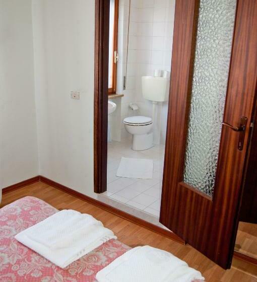 标准间, Marchesini