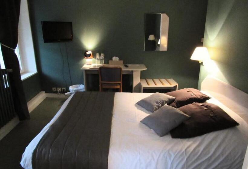 اتاق استاندارد چهار تخته, Restaurant De La Marne