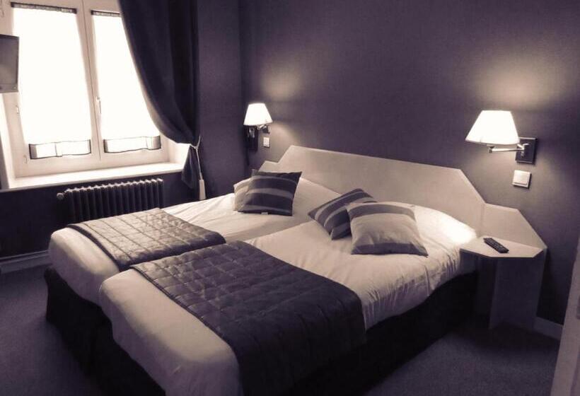 اتاق استاندارد چهار تخته, Restaurant De La Marne