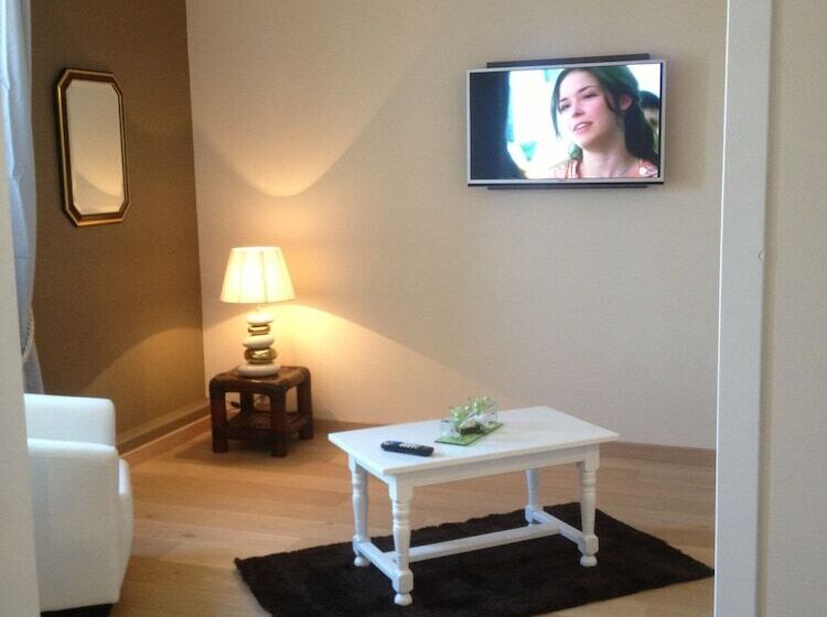 سوییت, Restaurant De La Marne