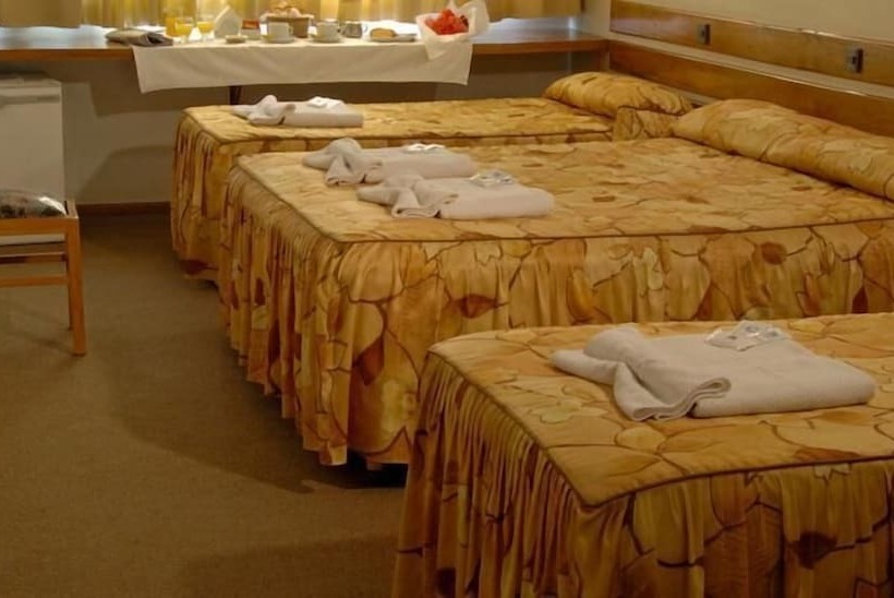 חדר סטנדרט לארבעה, San Rafael