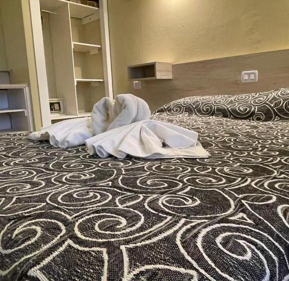 스탠다드 룸, Sialdorf