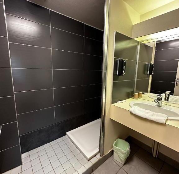 컴포트 트리플 룸, Terminus  Pizzeria Pizz A Gogo  Salle De Sport  Face A La Gare