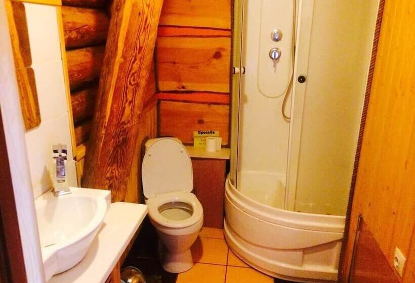 חדר סטנדרט לשלושה, Abyrvalg