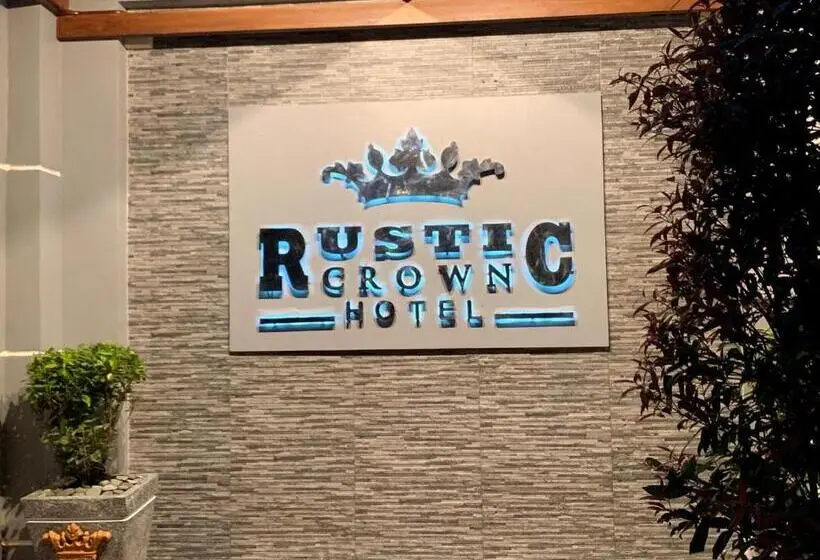 Perhehuone, Rustic Crown
