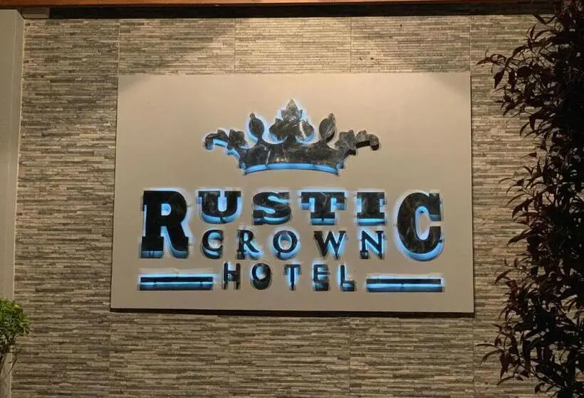 Perhehuone, Rustic Crown