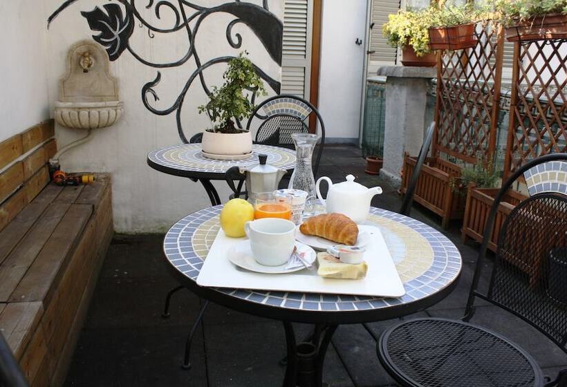اتاق استاندارد یک نفره, Albergo Avalon