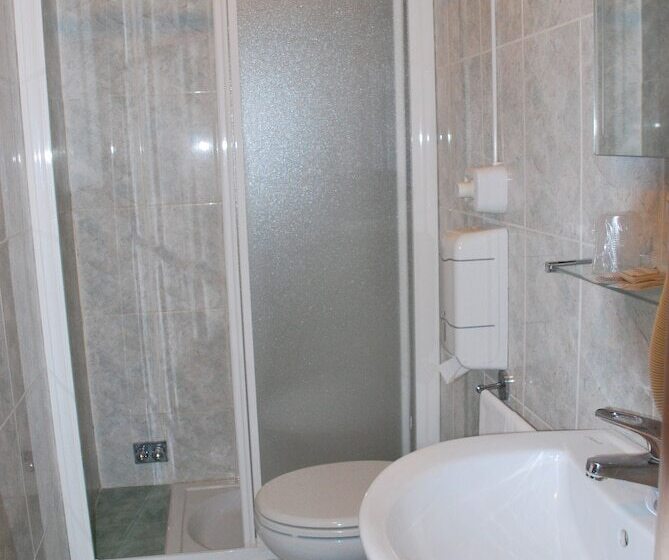 غرفة قياسية, Antico Distretto