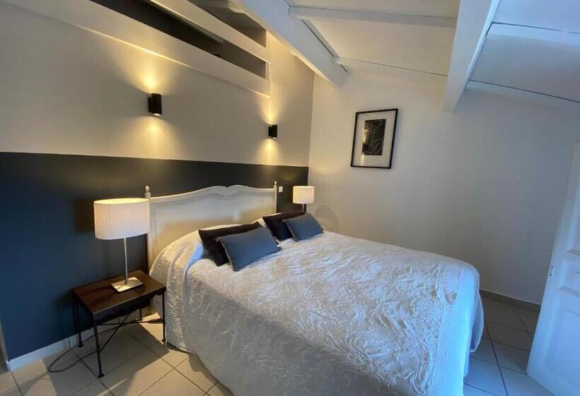 标准间, Auberge De La Tour De Brison