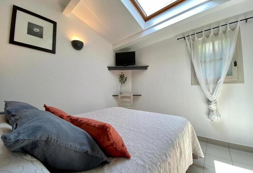 四人标准间, Auberge De La Tour De Brison