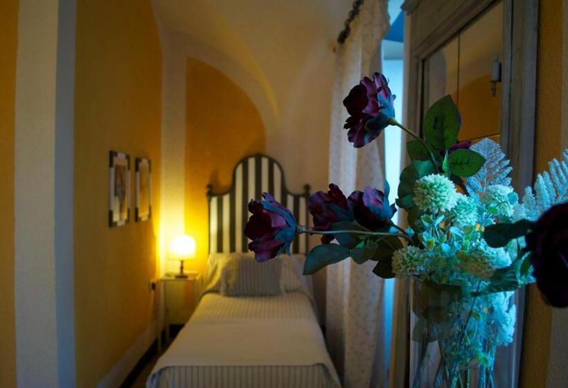 트리플 클래식 룸, Castello San Giuseppe   Historical Bed And Breakfast