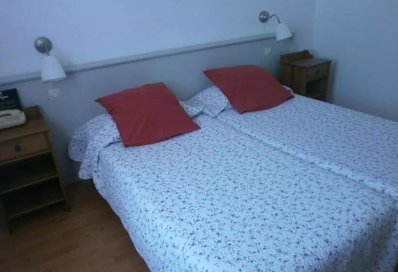 اتاق استاندارد یک نفره, Hôtel Le Clos Des Pins