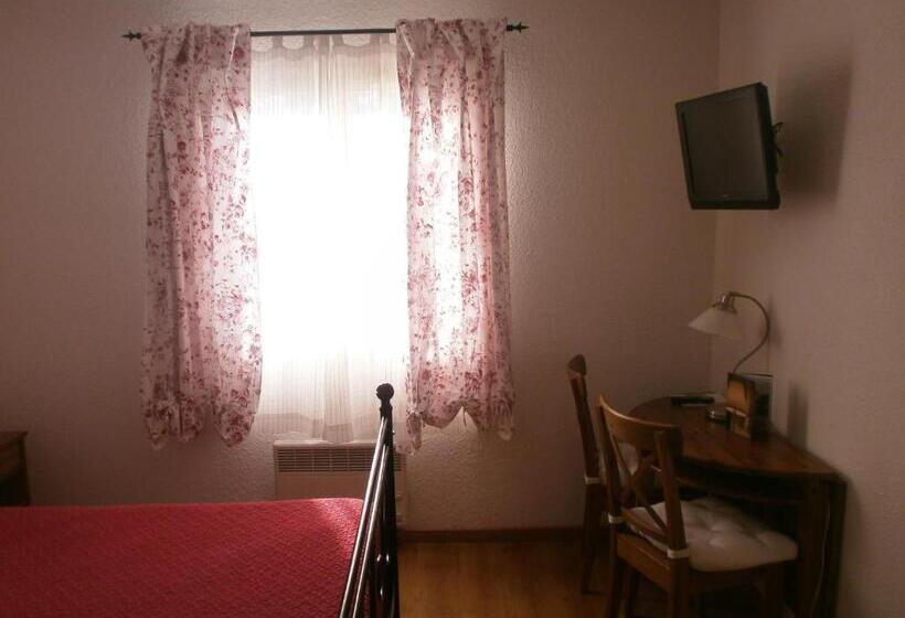 חדר סטנדרט יחיד, Hôtel Le Clos Des Pins