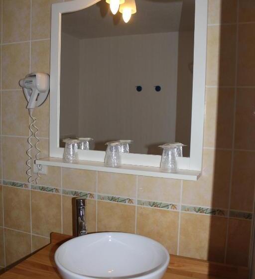 Номер Стандарт, Hôtel Le Clos Des Pins