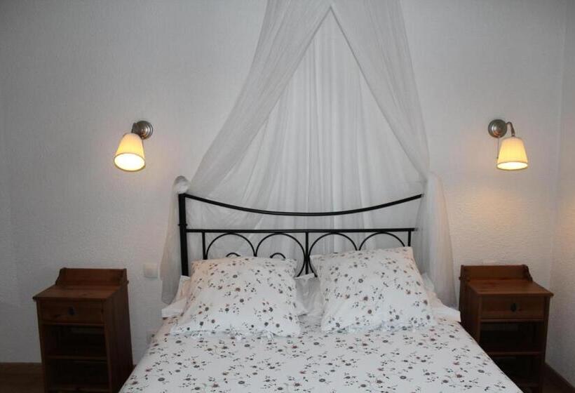 סוויטה, Hôtel Le Clos Des Pins