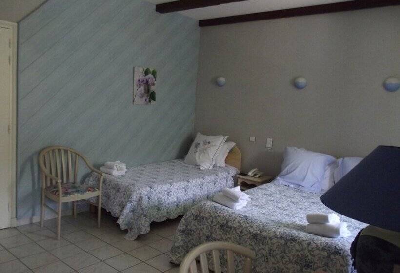Номер Стандарт, Hôtel Muret