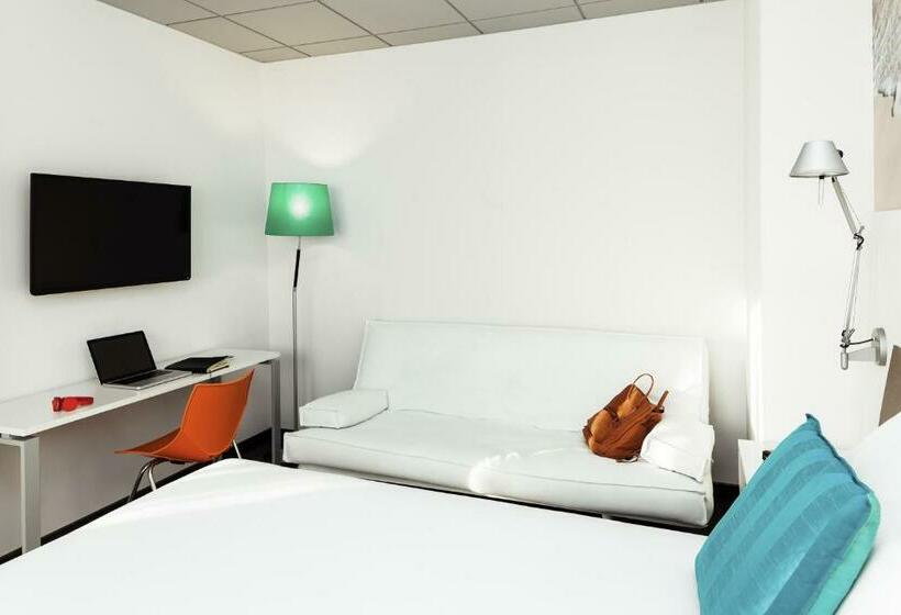 اتاق سوپریور با بالکن, Ibis Styles A Coruna