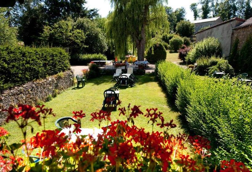 ガーデンビュースタンダードルーム, Logis Spa Hotel Restaurant De La Poste