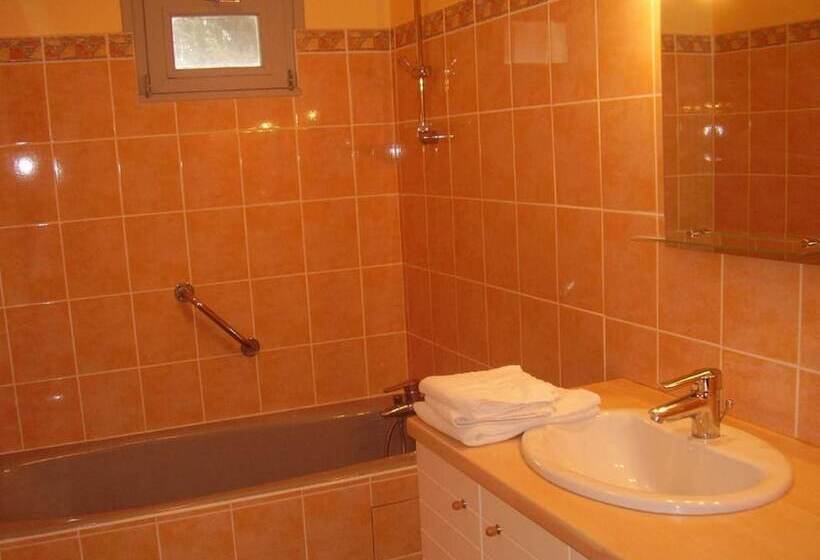 חדר משפחתי, Logis Hôtel Restaurant Chez Nous