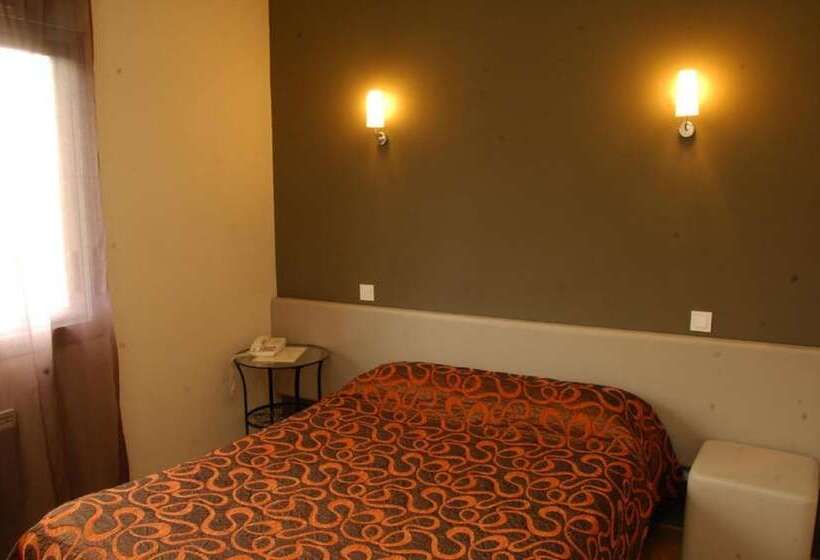 غرفة عائلية, Logis Hôtel Restaurant Chez Nous