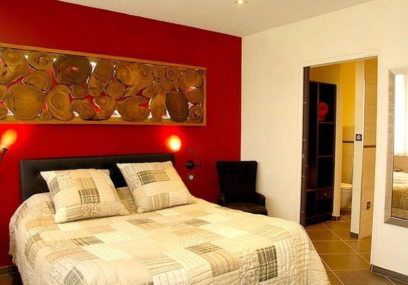 غرفة عائلية, Logis Hôtel Restaurant Chez Nous