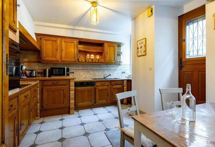低层单卧公寓, Logis Relais De La Source
