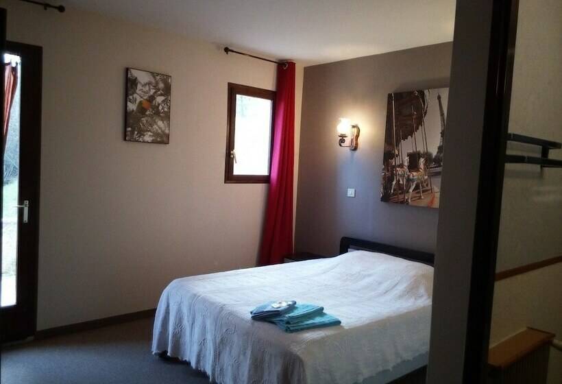 غرفة قياسية, Mas Du Colombier