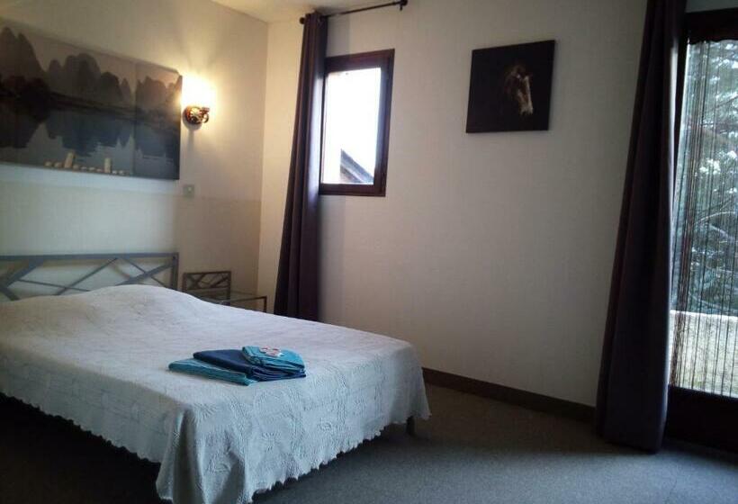 غرفة قياسية, Mas Du Colombier