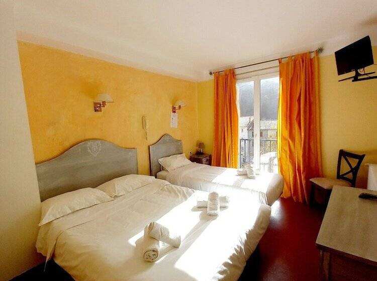 标准三人间, Restaurant Le Costabonne