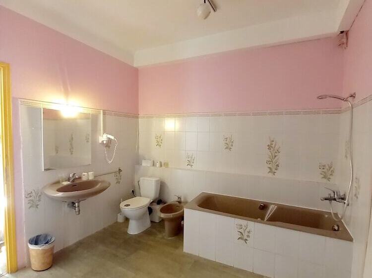 家庭间, Restaurant Le Costabonne