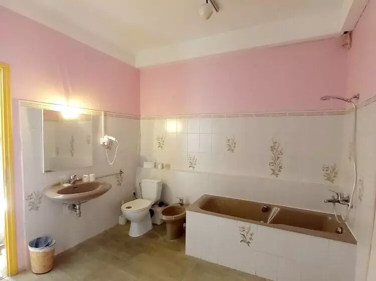 ファミリールーム, Restaurant Le Costabonne
