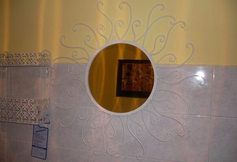 스탠다드 룸 공동 욕실, Serenella