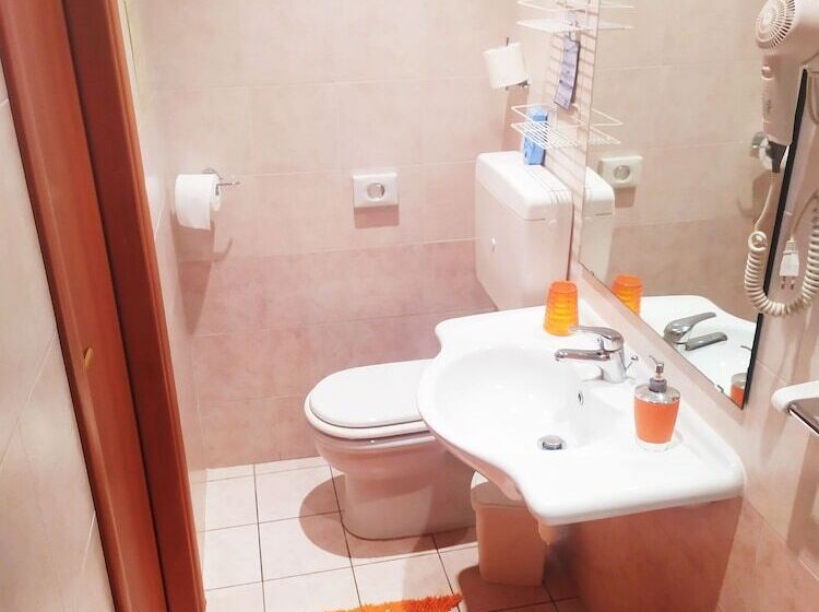 스탠다드 룸, Serenella