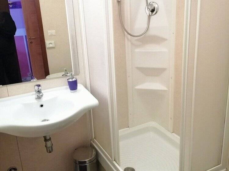 스탠다드 트리플 룸, Serenella