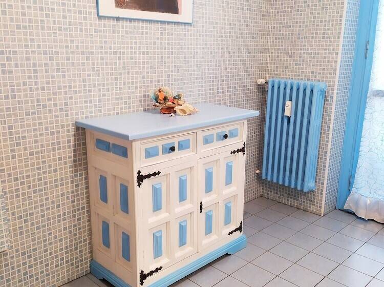 스탠다드 룸 공동 욕실, Serenella