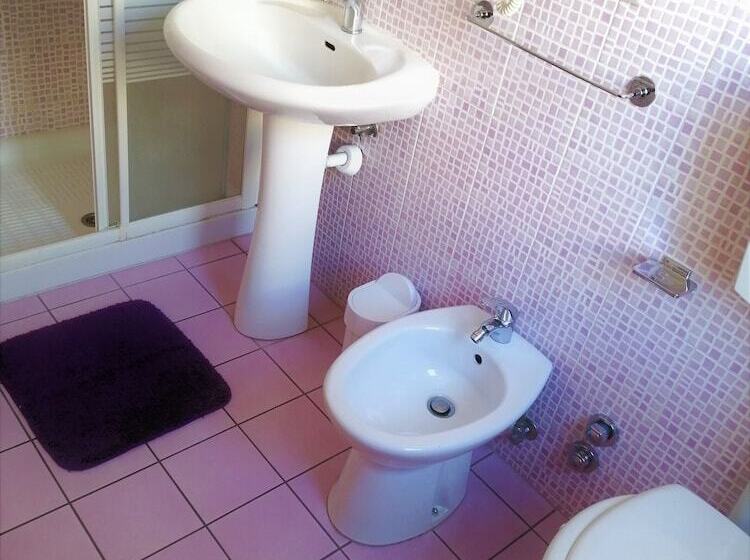 스탠다드 룸, Serenella