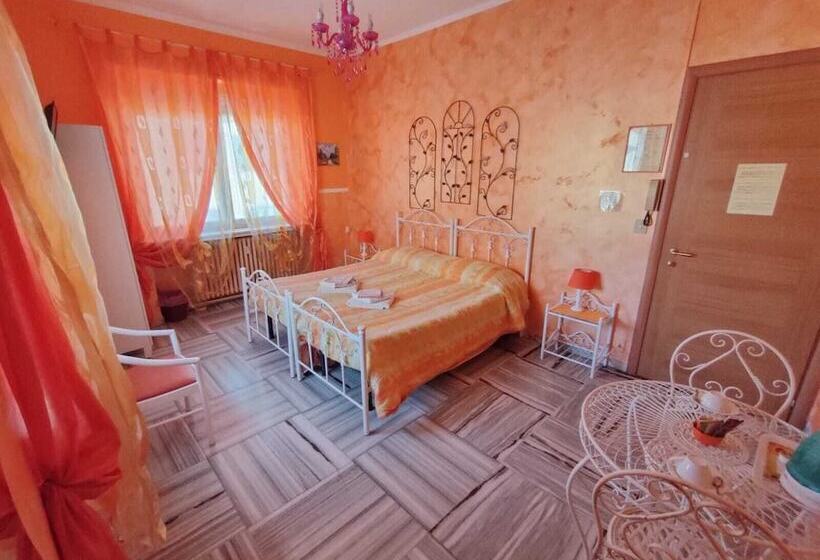 스탠다드 트리플 룸, Serenella