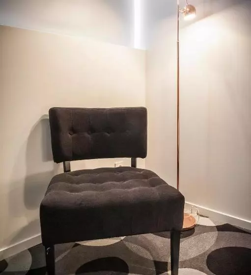 スタンダードルーム, The Originals Boutique, Hôtel Bulles By Forgeron, Lille Sud