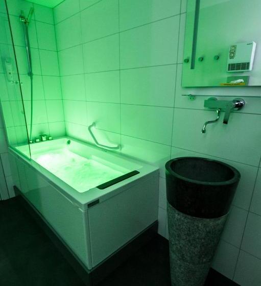 Номер Стандарт, The Originals Boutique, Hôtel Bulles By Forgeron, Lille Sud