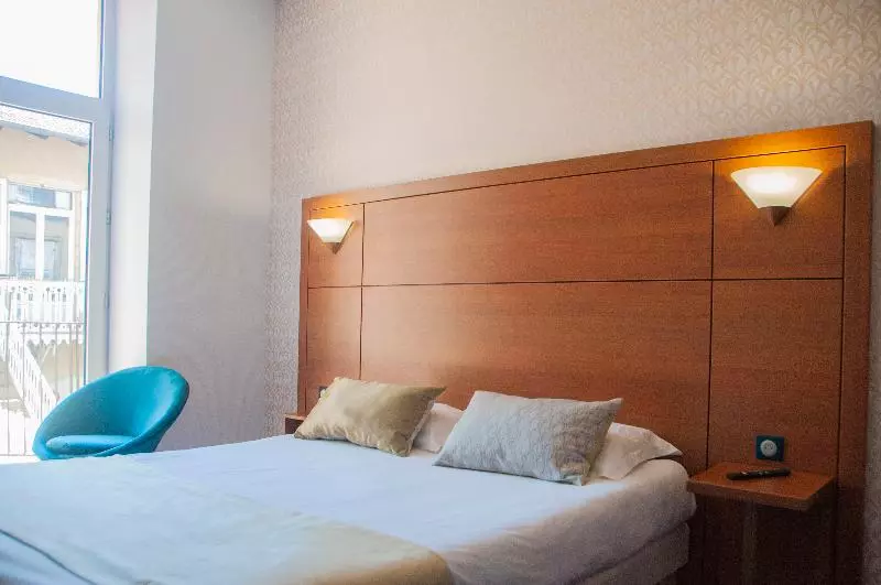 اتاق راحتی, The Originals City, Hôtel Bristol, Le Puyenvelay