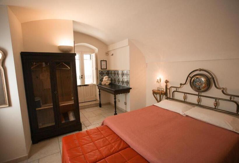 اتاق استاندارد, B&b Del Castelvecchio