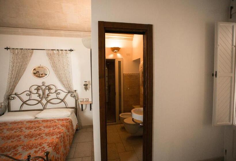 اتاق عادی, B&b Del Castelvecchio