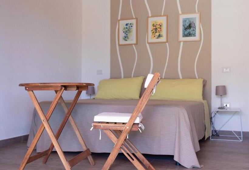 חדר סטנדרט מותאם לאדם עם מוגבלויות, Sa Guardia De Ferricci