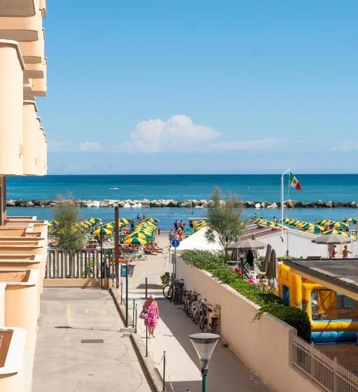 Superior Familienzimmer, Martinez