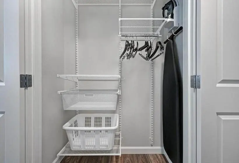 キングサイドベッドのスタンダードワンルーム, Towneplace Suites Sacramento Airport Natomas
