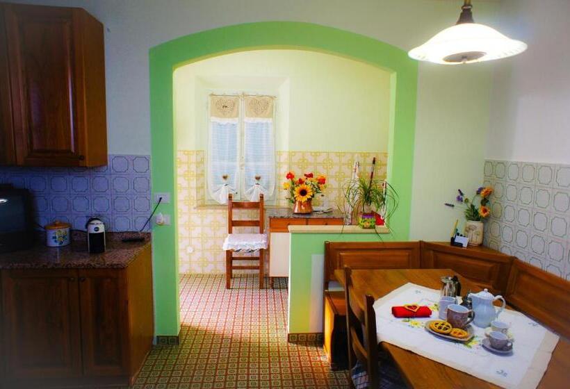 Номер Стандарт Трехместный, Casa Fonte Di Bacco
