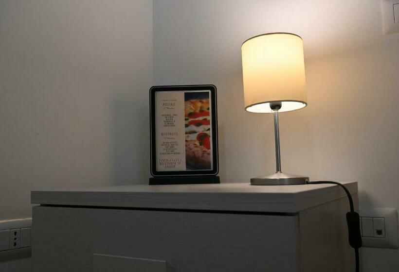 اتاق لوکس چهار تخته, Olimpia Residence